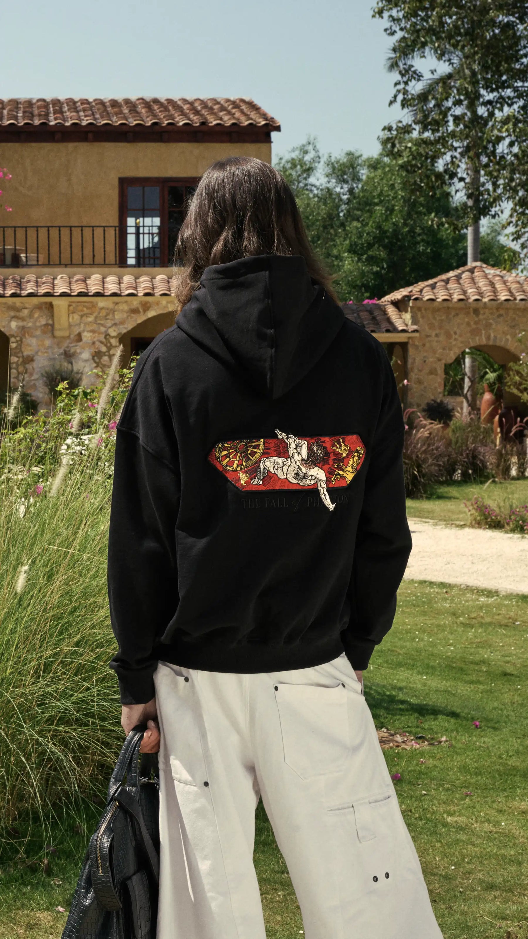 COLLECTIBLE EMBROIDERED ARTWEAR