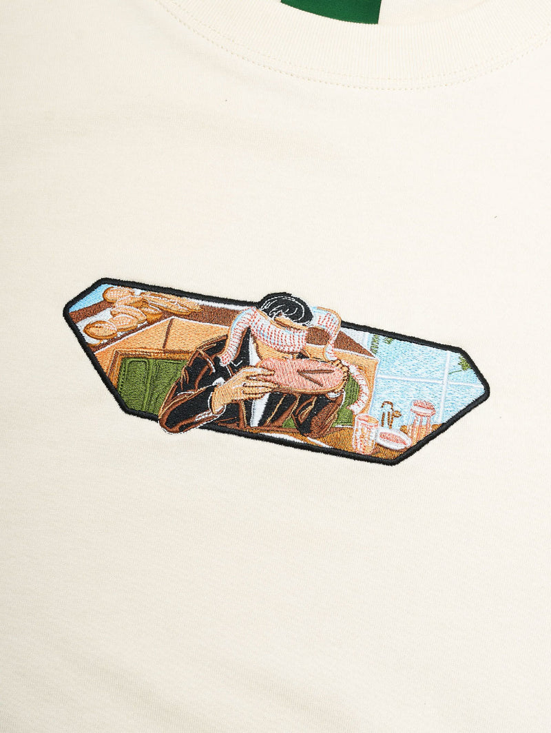 "Devour" T-Shirt Cream