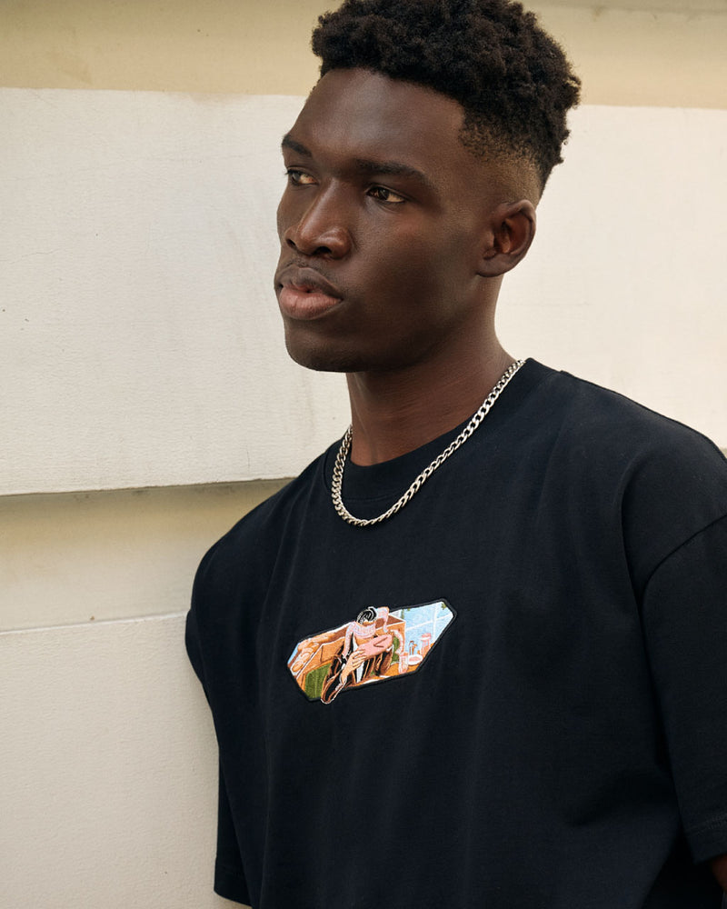 "Devour" T-Shirt Black