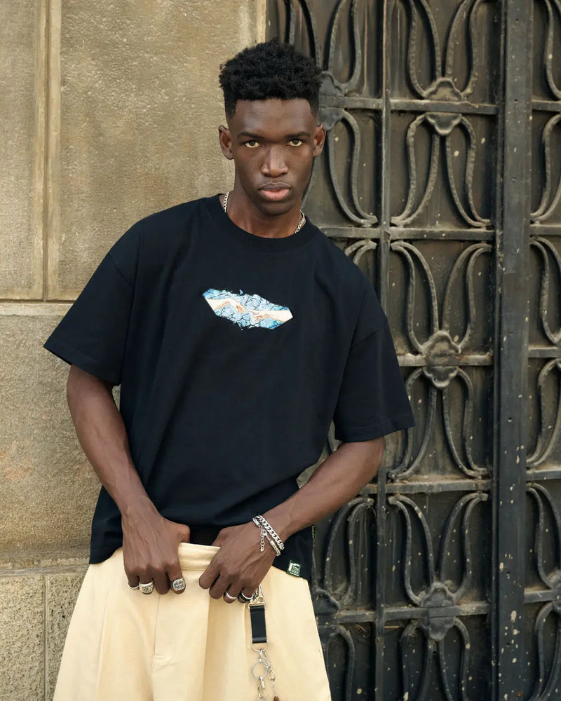 "Genesis" T-Shirt Black